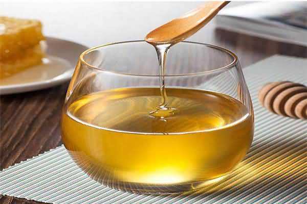 睡醒后喝蜂蜜水可以吗-喝完蜂蜜水可以马上睡觉吗