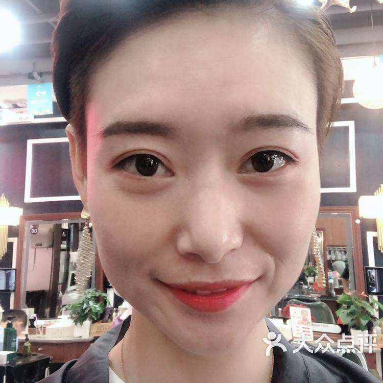 西安永琪美容美发21店李亚萍-西安永琪美容美发连锁店地址查询