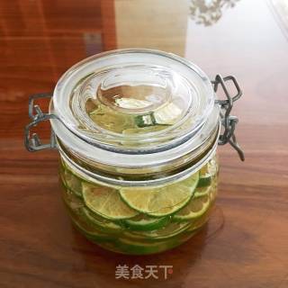 青柠檬水制作方法简单不用蜂蜜-青柠檬水制作方法简单不用蜂蜜可以吗